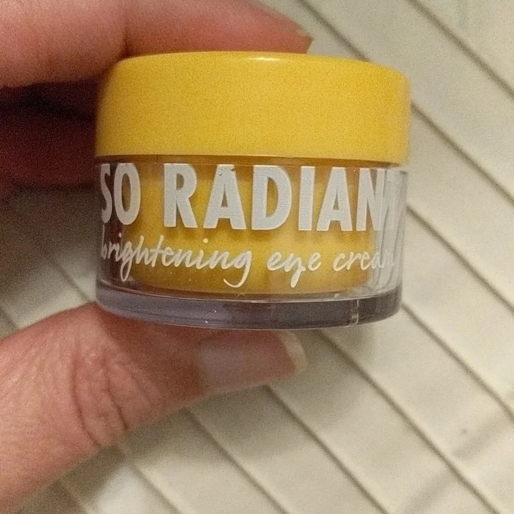 NWT Brightening Eye Cream